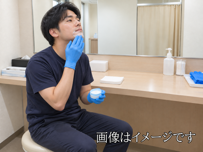 メンズエミナルのヒゲ脱毛の麻酔の様子（イメージ）